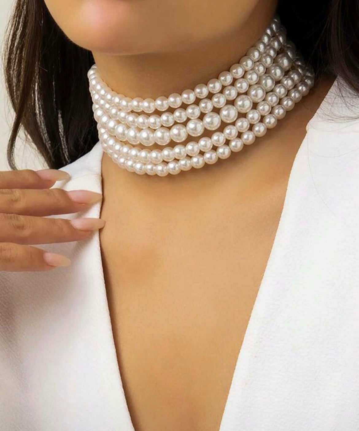 Multi-Layer White Pearl Choker Necklace – Elegant Layered Statement Pearl Collar for Formal & Chic Looks
