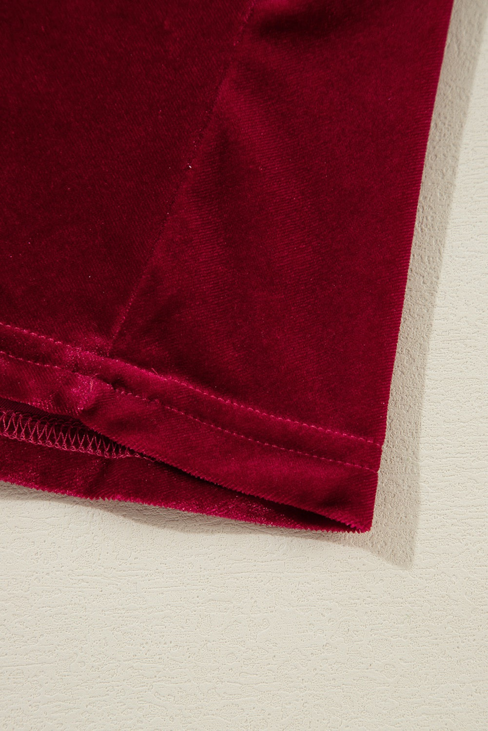 Women’s Velvet Tiered Ruffle Mini Dress – Elegant Long Sleeve Holiday Party Dress in Deep Wine Red