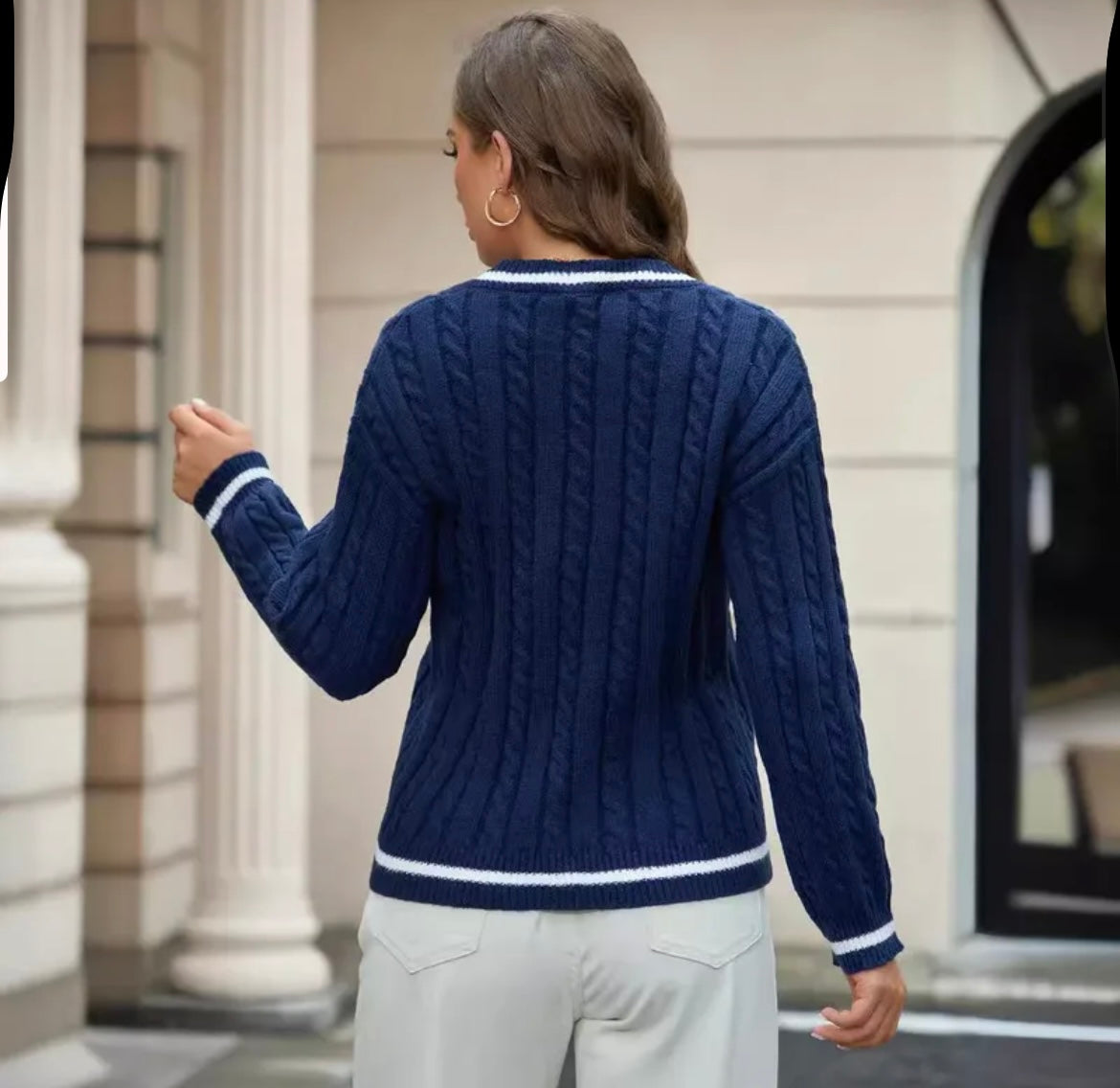 V-Neck Cable Knit Sweater -Navy Blue