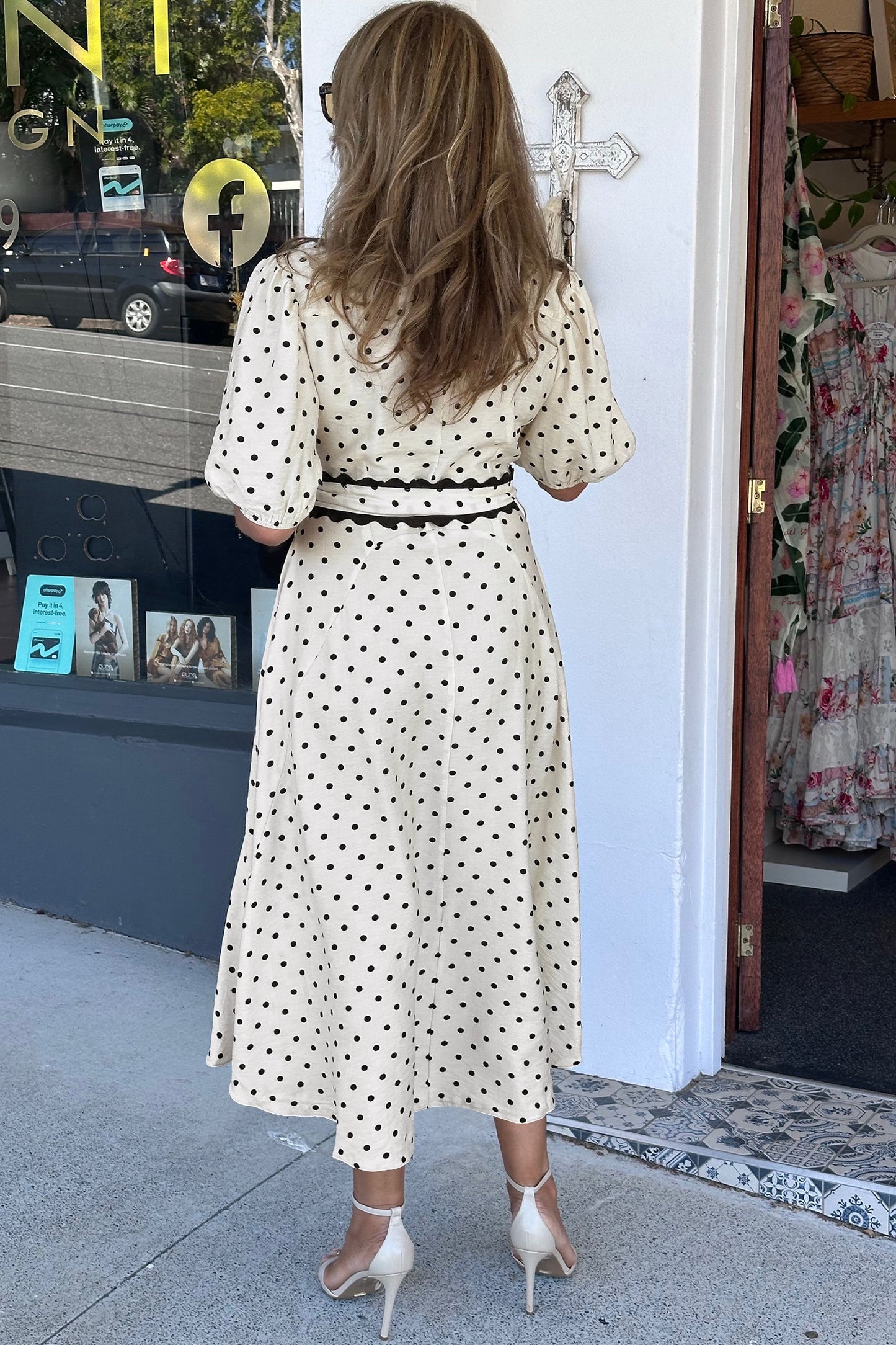 Classic Polka Dot Midi Shirt Dress with Tie Waist – Timeless Black & Cream