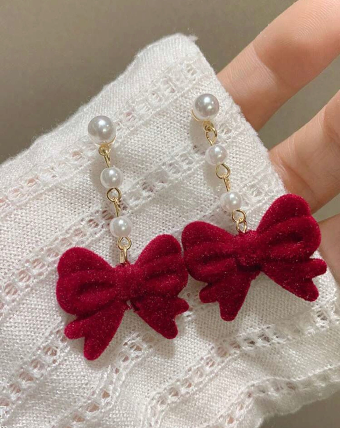 Pearl Bow Earrings -Red