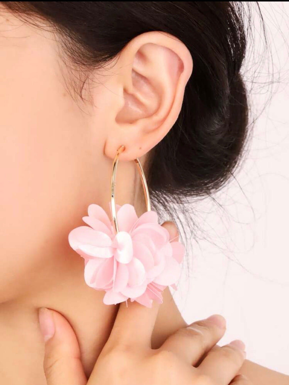 Floral Hoop Earring - Baby Pink
