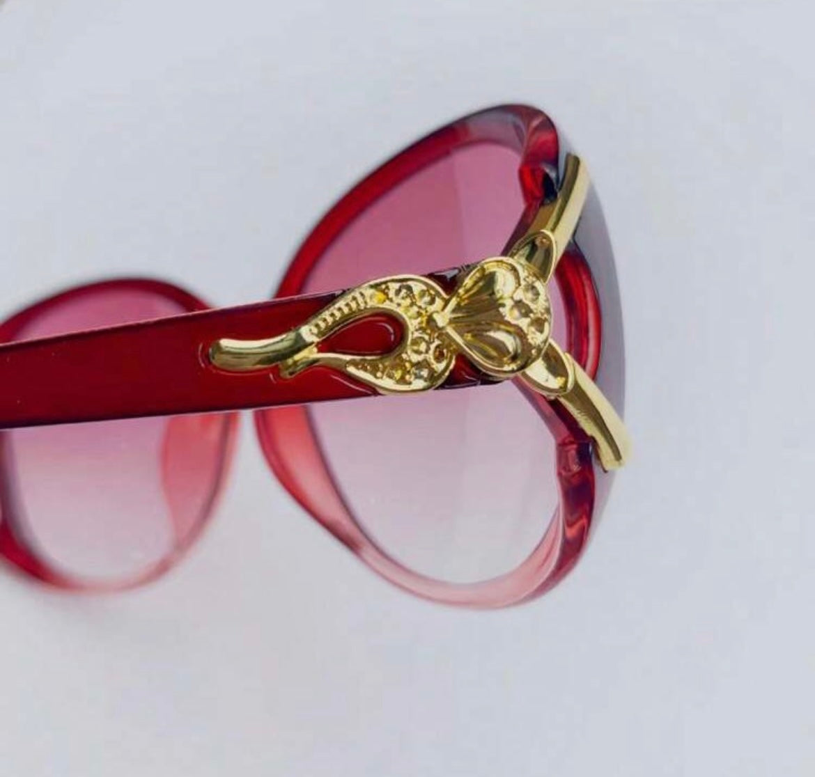 Round Frame Sunglasses- Red