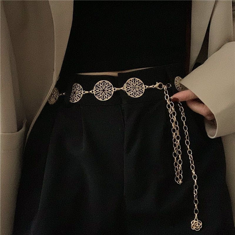 Filagree Medallion Waist Chain Belt - Gold