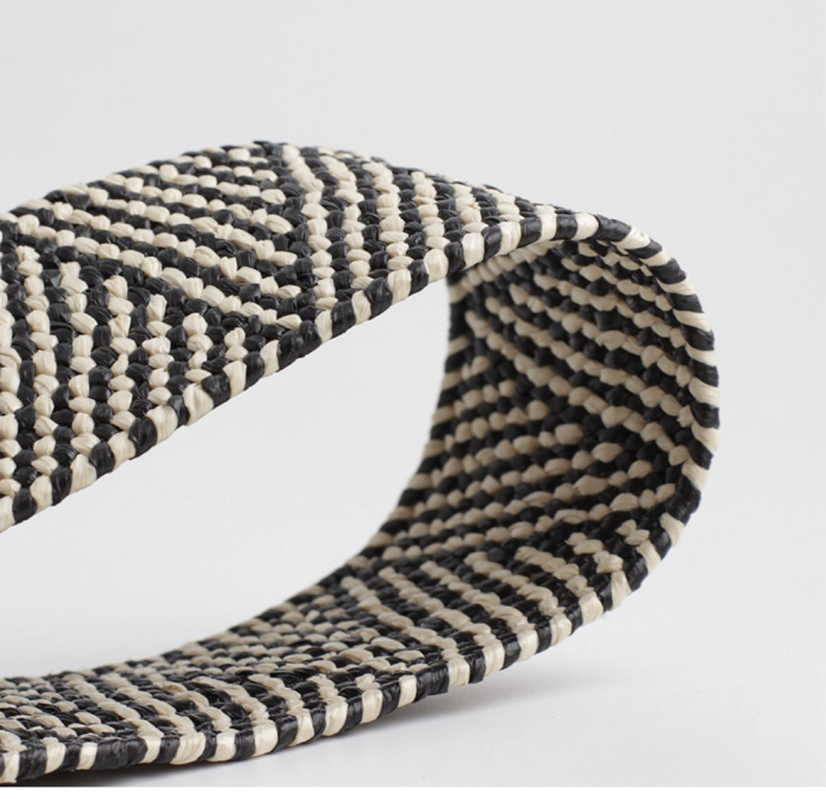 Braided Weave Belt - Black and White