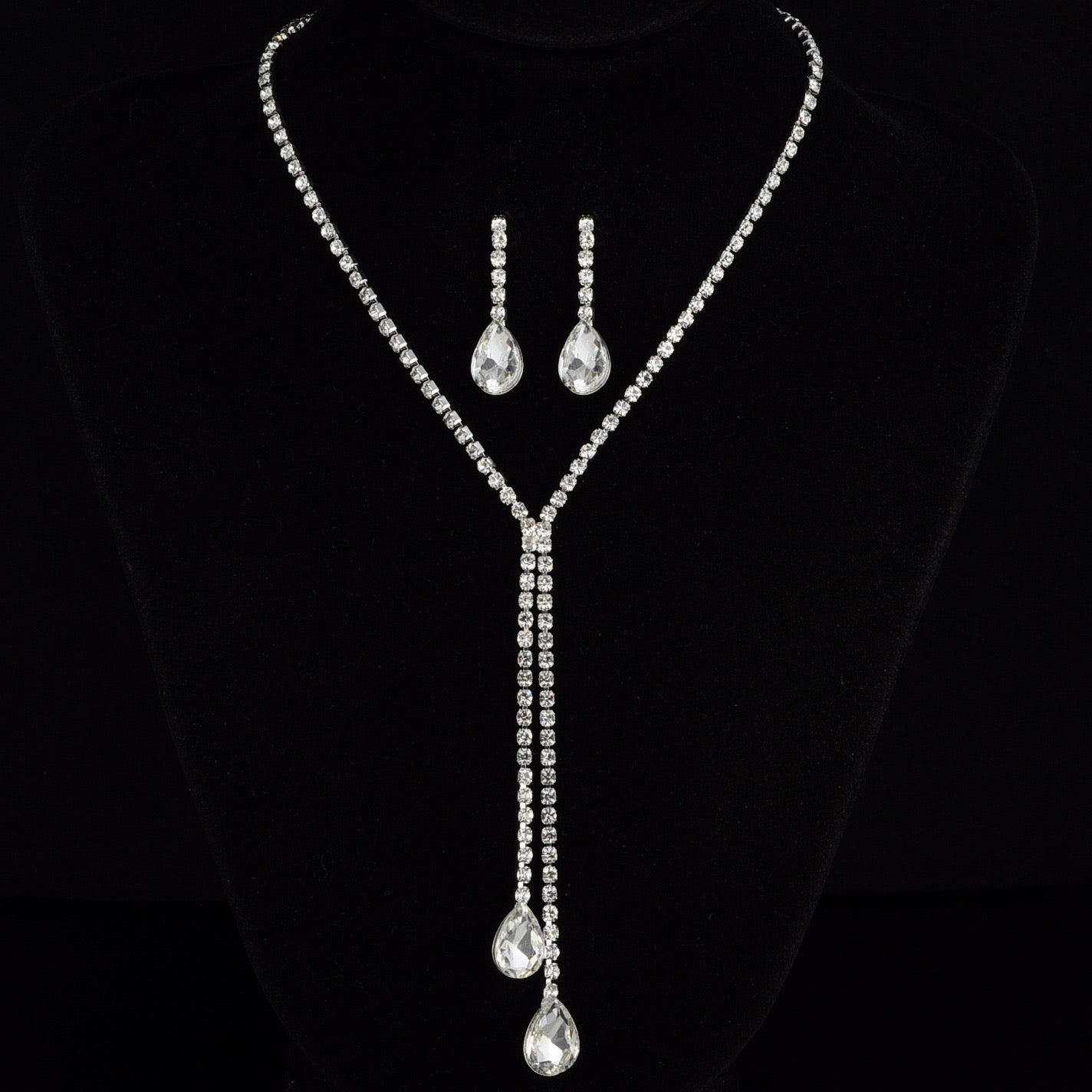 Rhinestone Teardrop Asymmetrical Necklace and Drop Earring Set -White