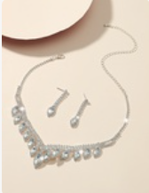 Diamond Eyes Rhinestone Necklace Set