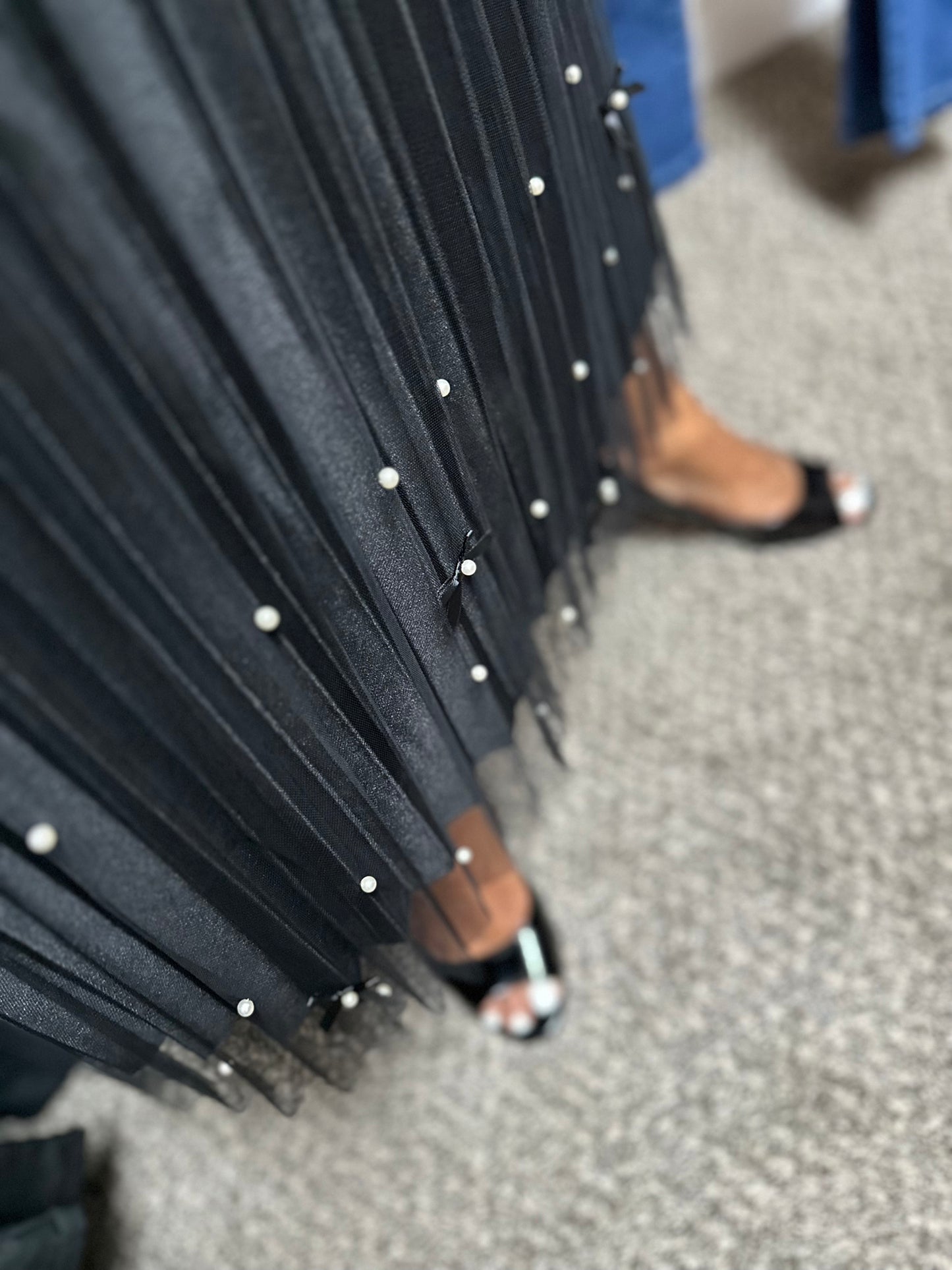 Pearl Embellished Pleated Mesh Skirt - Black