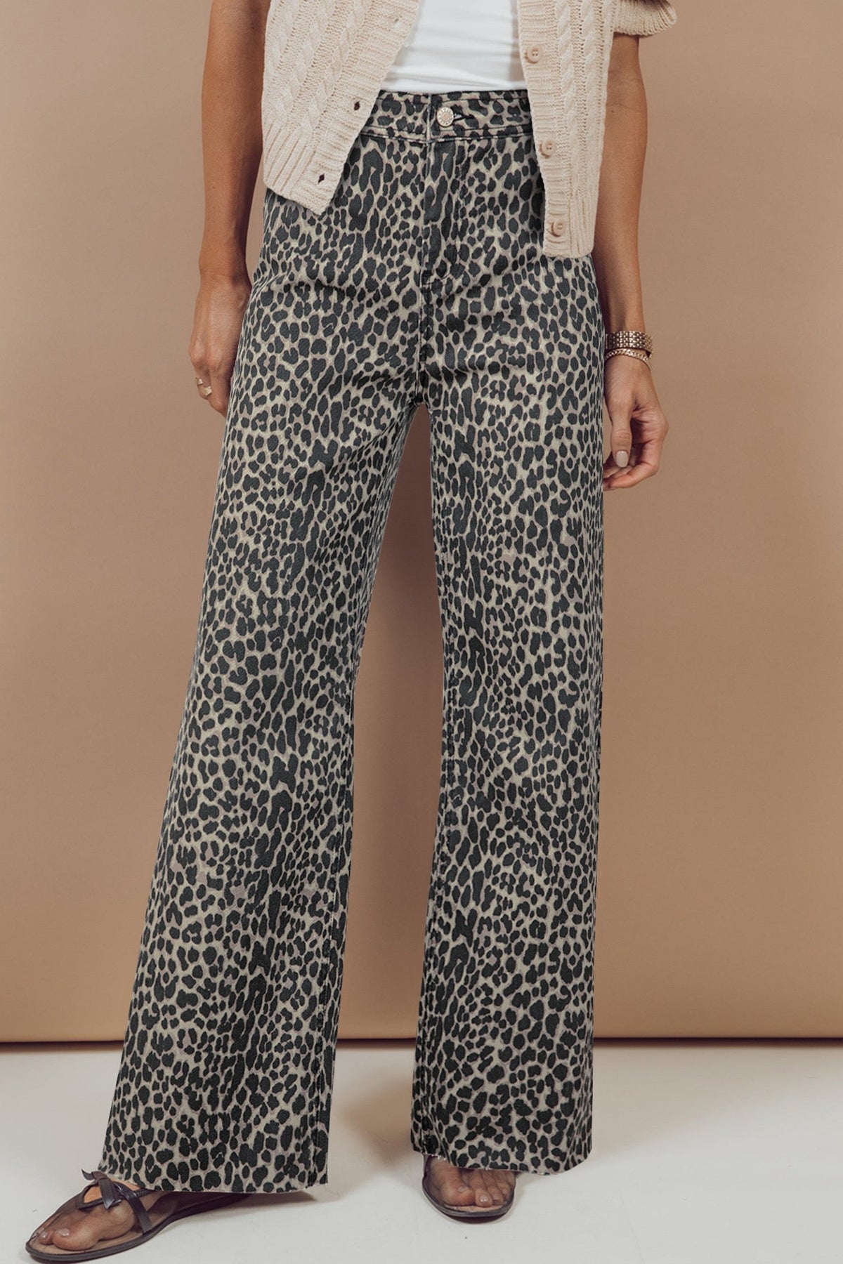 Women’s High-Waisted Leopard Print Wide-Leg Jeans