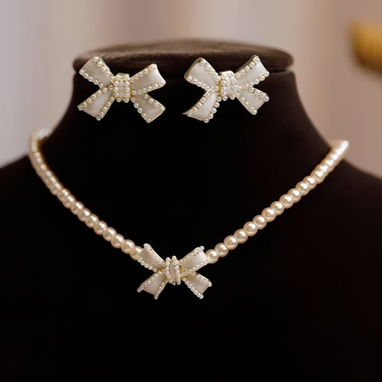 Pearl Bow Necklace & Earrings Set – Elegant Vintage Set