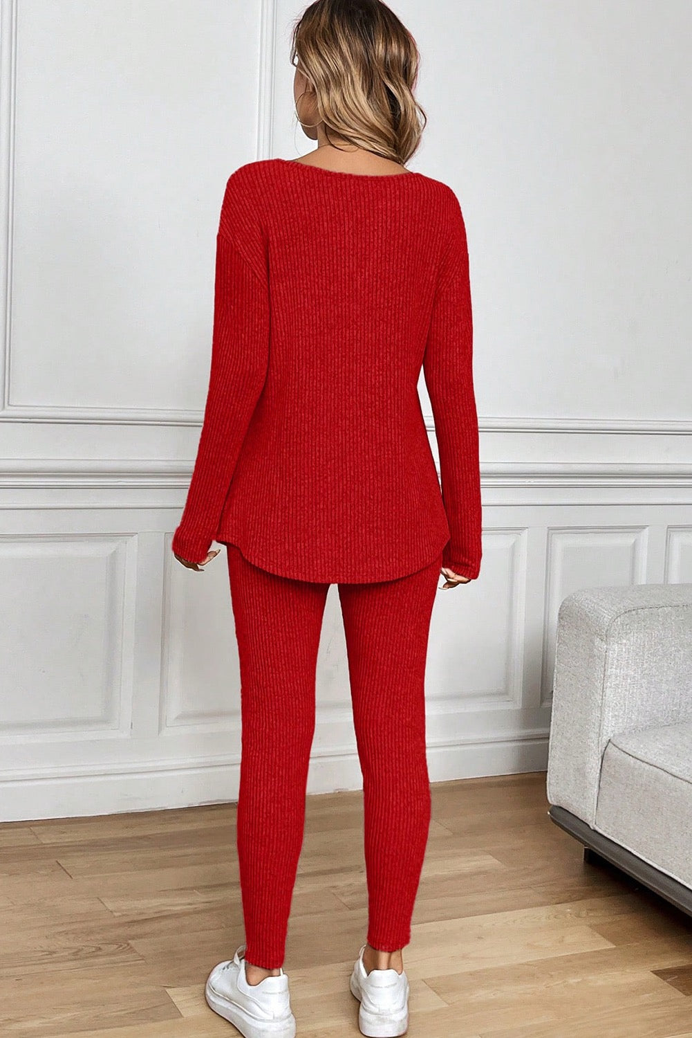 Cozy Ribbed Knit Two-Piece Lounge Set – Long Sleeve Top & Fitted Pants (Red)