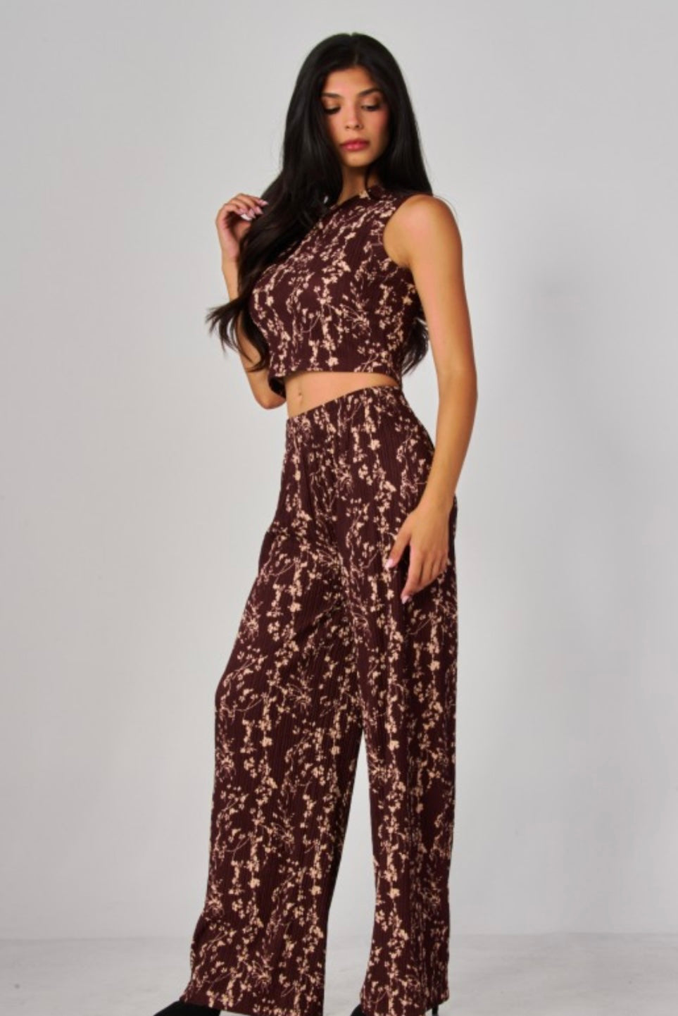 Fall Floral Two-Piece Comfy Coordinate Set | Stylish & Relaxed Outfit for Women Brown