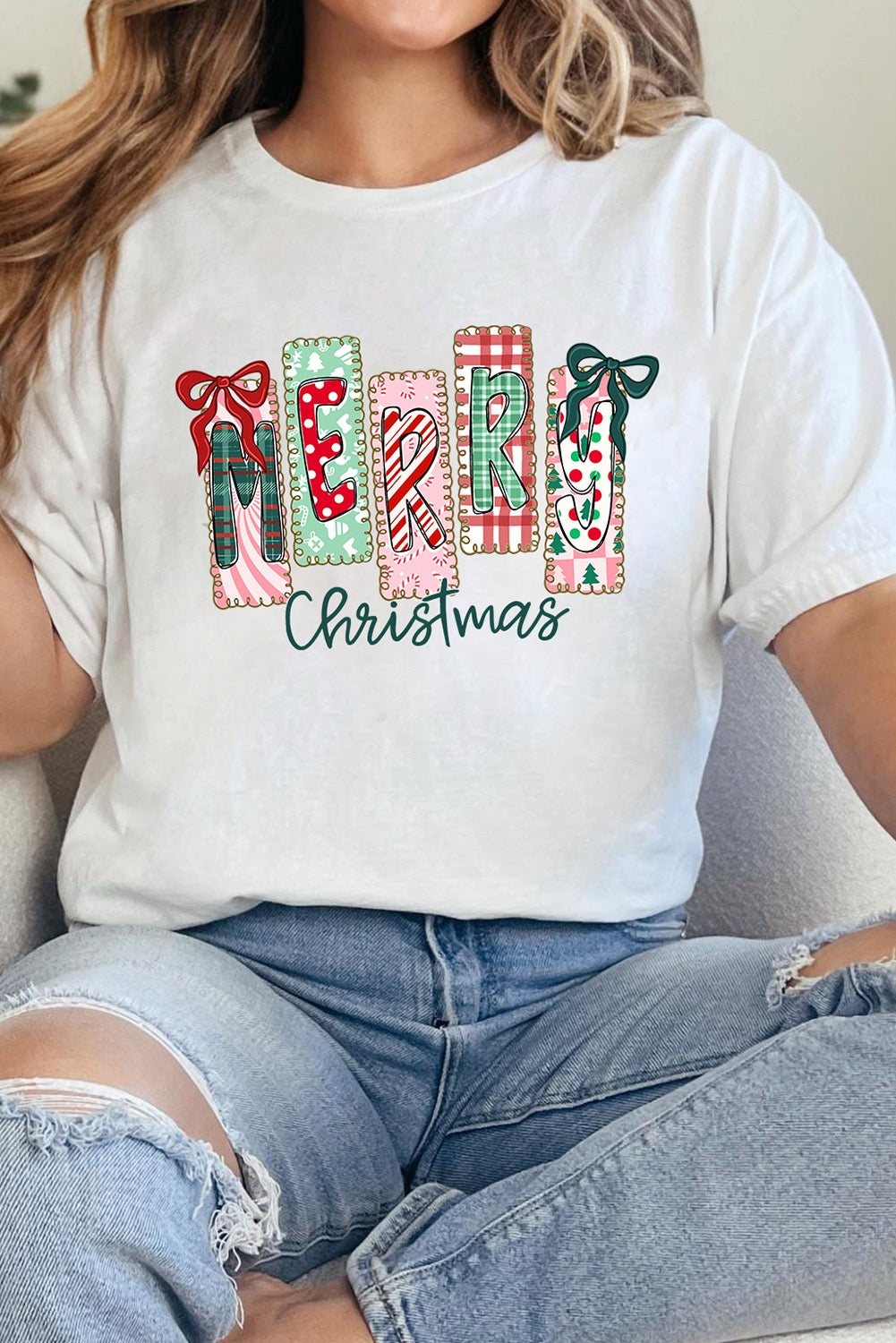Patchwork “Merry Christmas” Graphic Tee – Festive Holiday Print T-Shirt