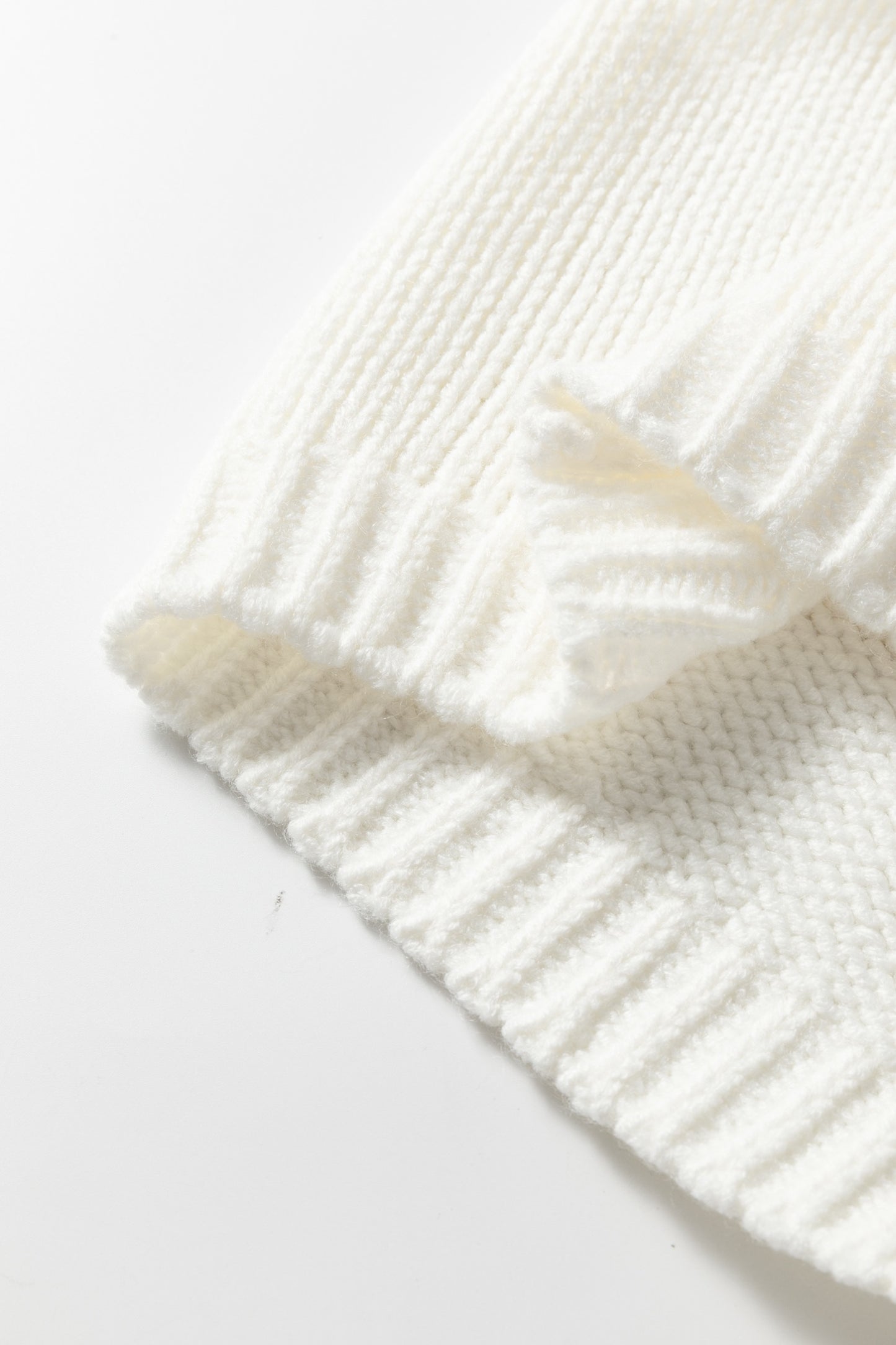 Cream Knit Floral Appliqué Button-Front Vest/ Tank Top