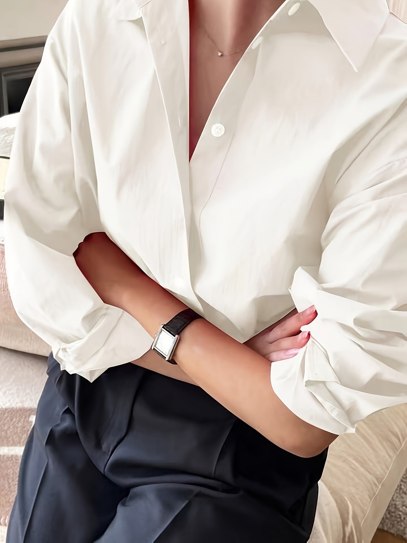 Women’s Oversized White Button-Down Shirt – Relaxed Fit Collared Blouse for Work & Casual Chic