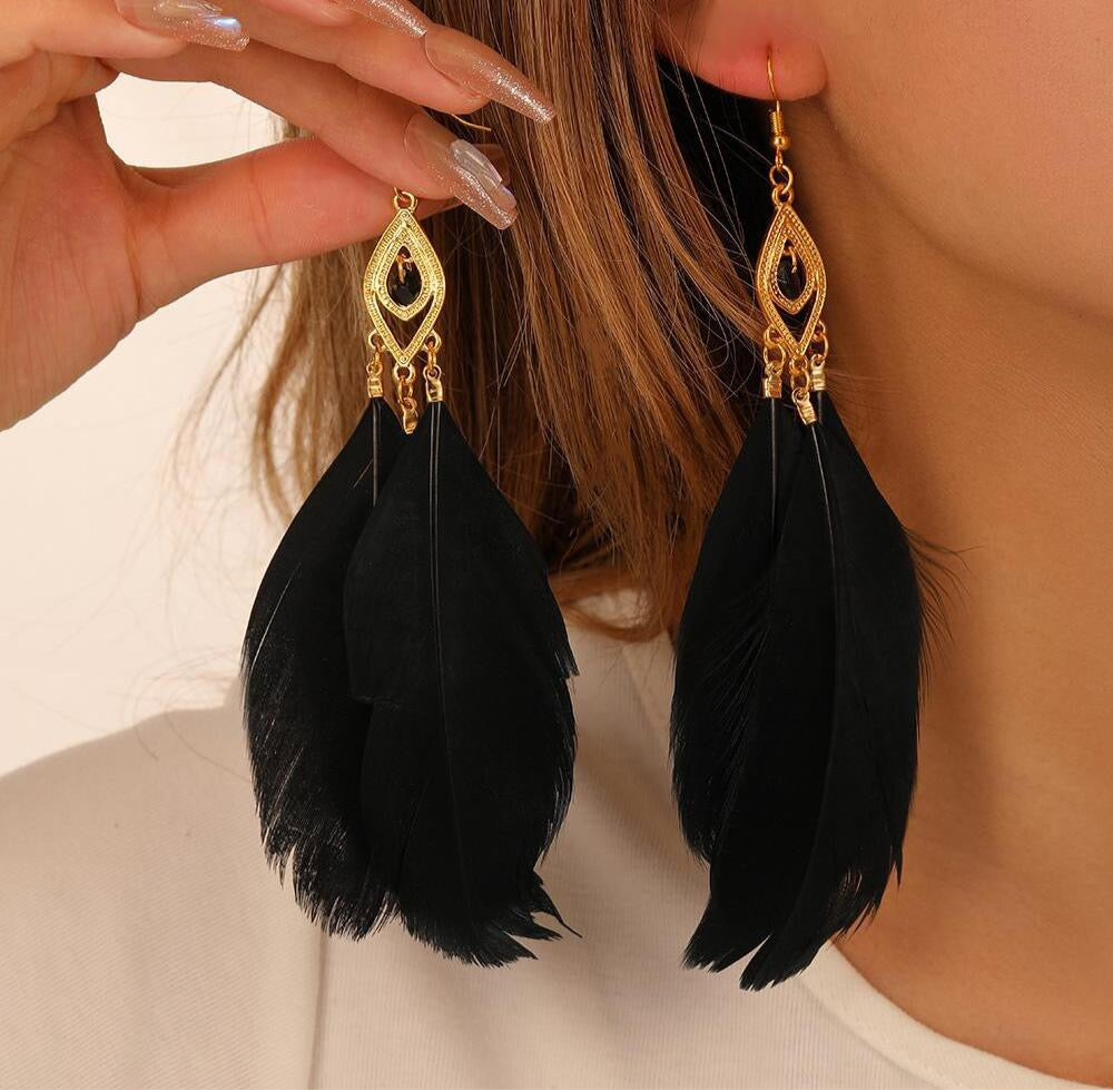 Feather Earring - Black