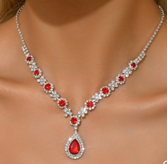 Ruby Teardrop Statement Necklace with Crystal Accents – Elegant Jewelry