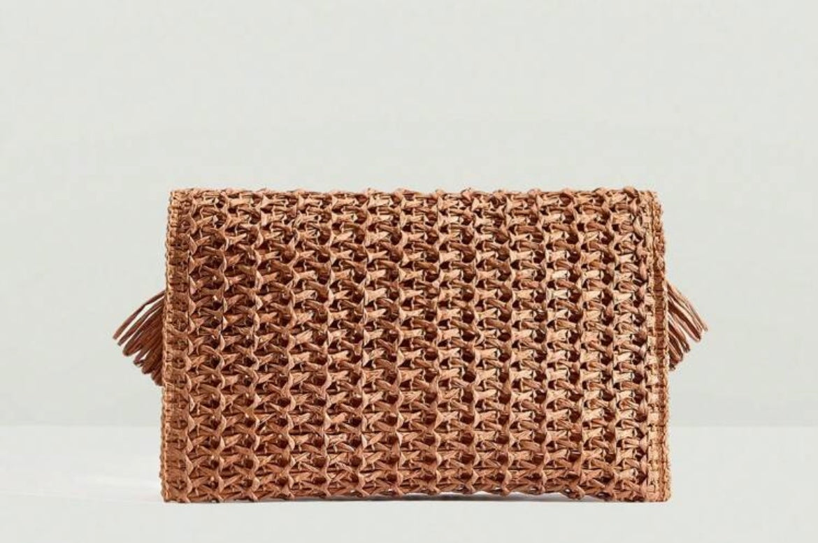 Straw Clutch - Brown