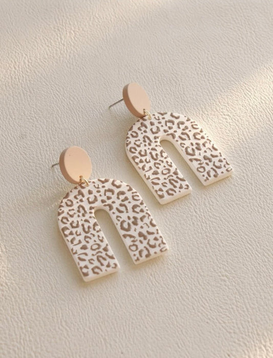 Leopard Print Earring - Tan