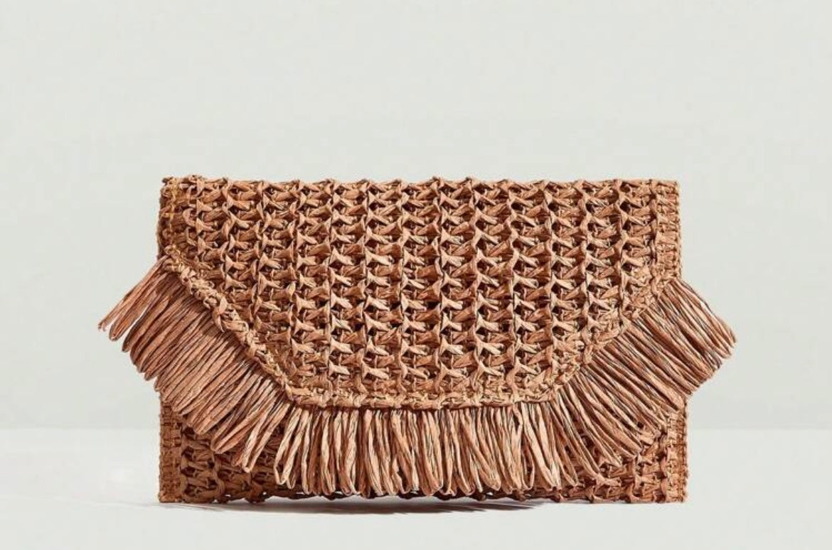 Straw Clutch - Brown