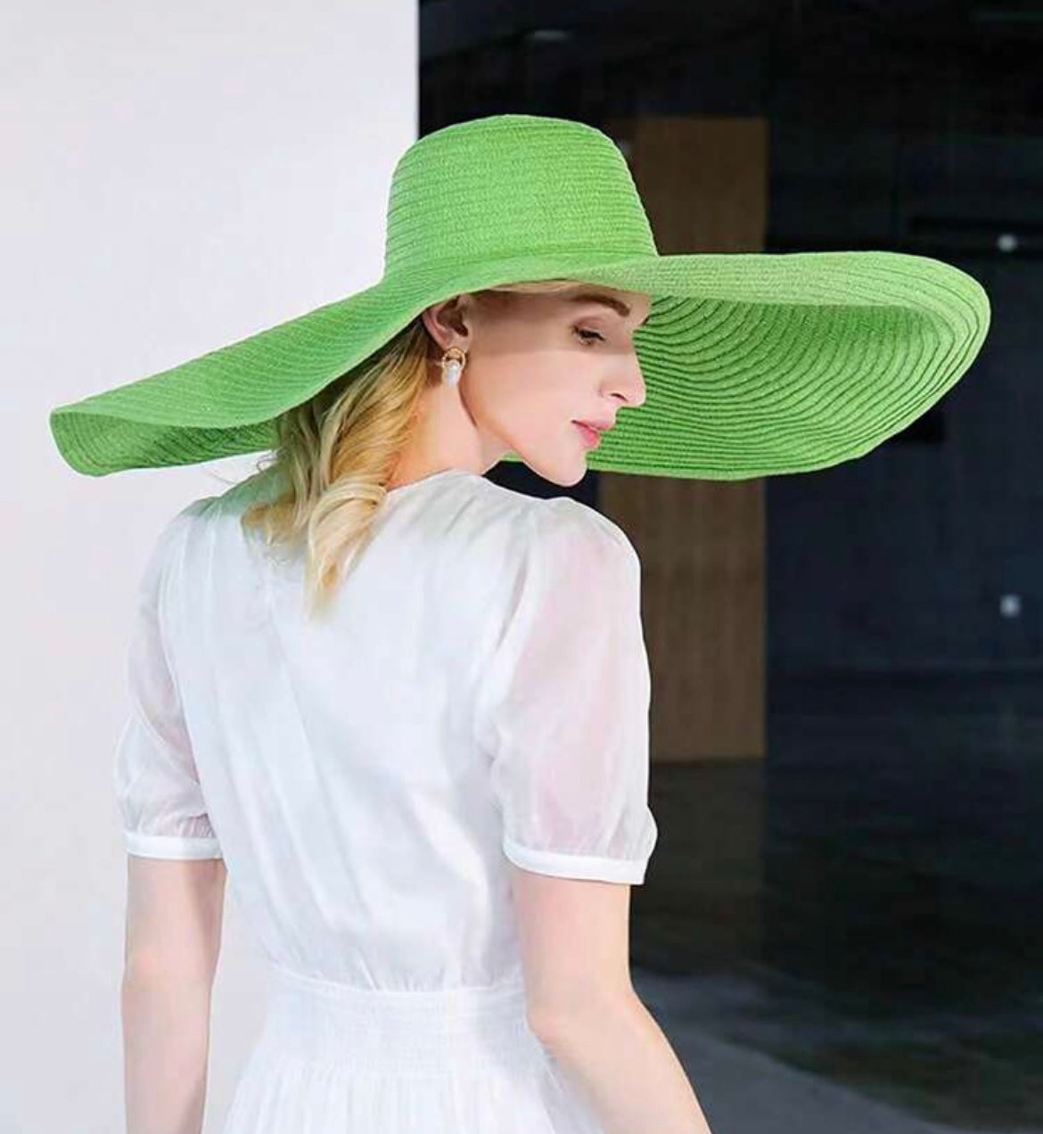 Oversized Straw Hat - Green