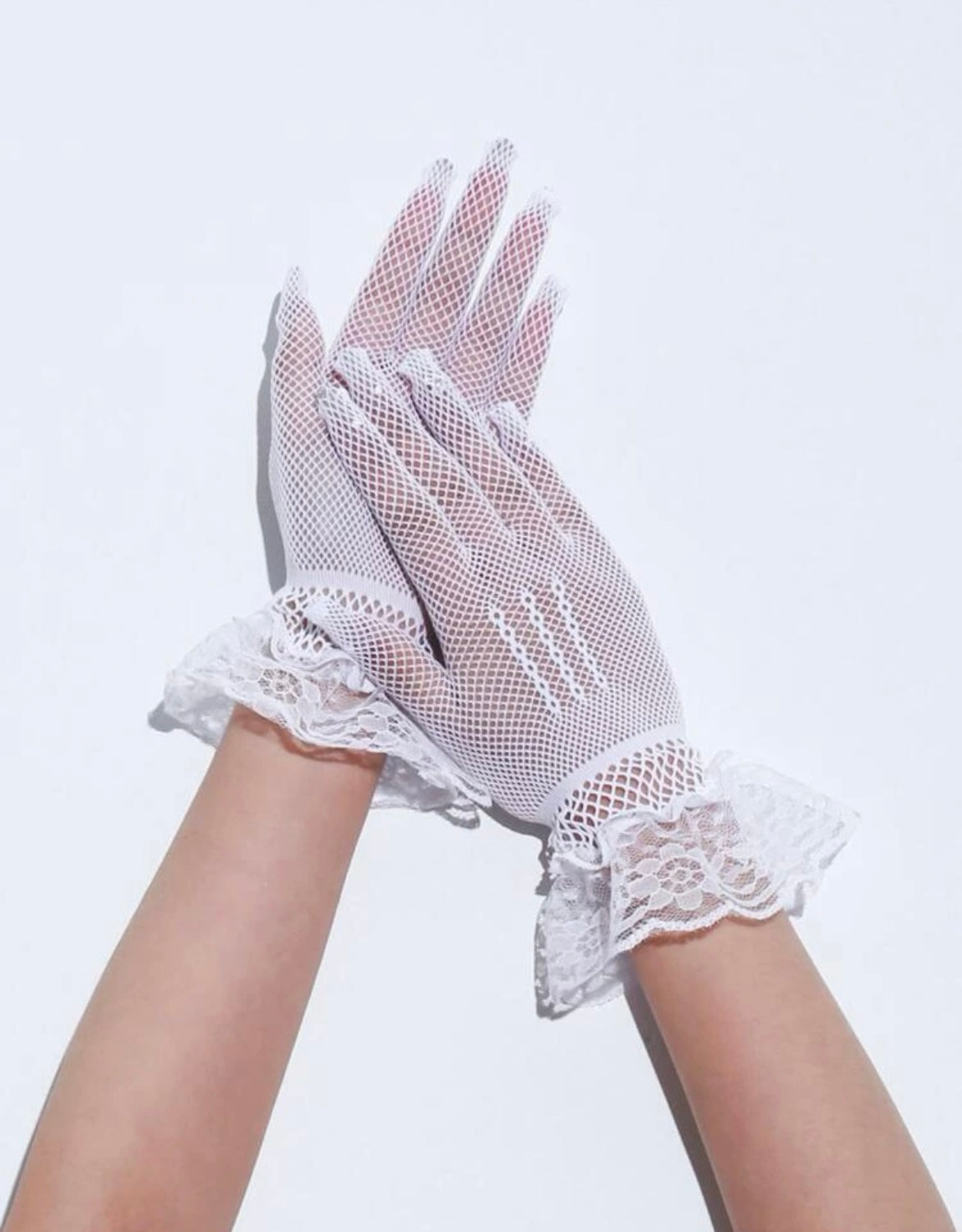 Lace Ruffle Gloves - White