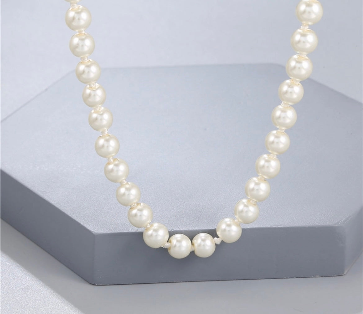 Single Strand Pearl Necklace - White