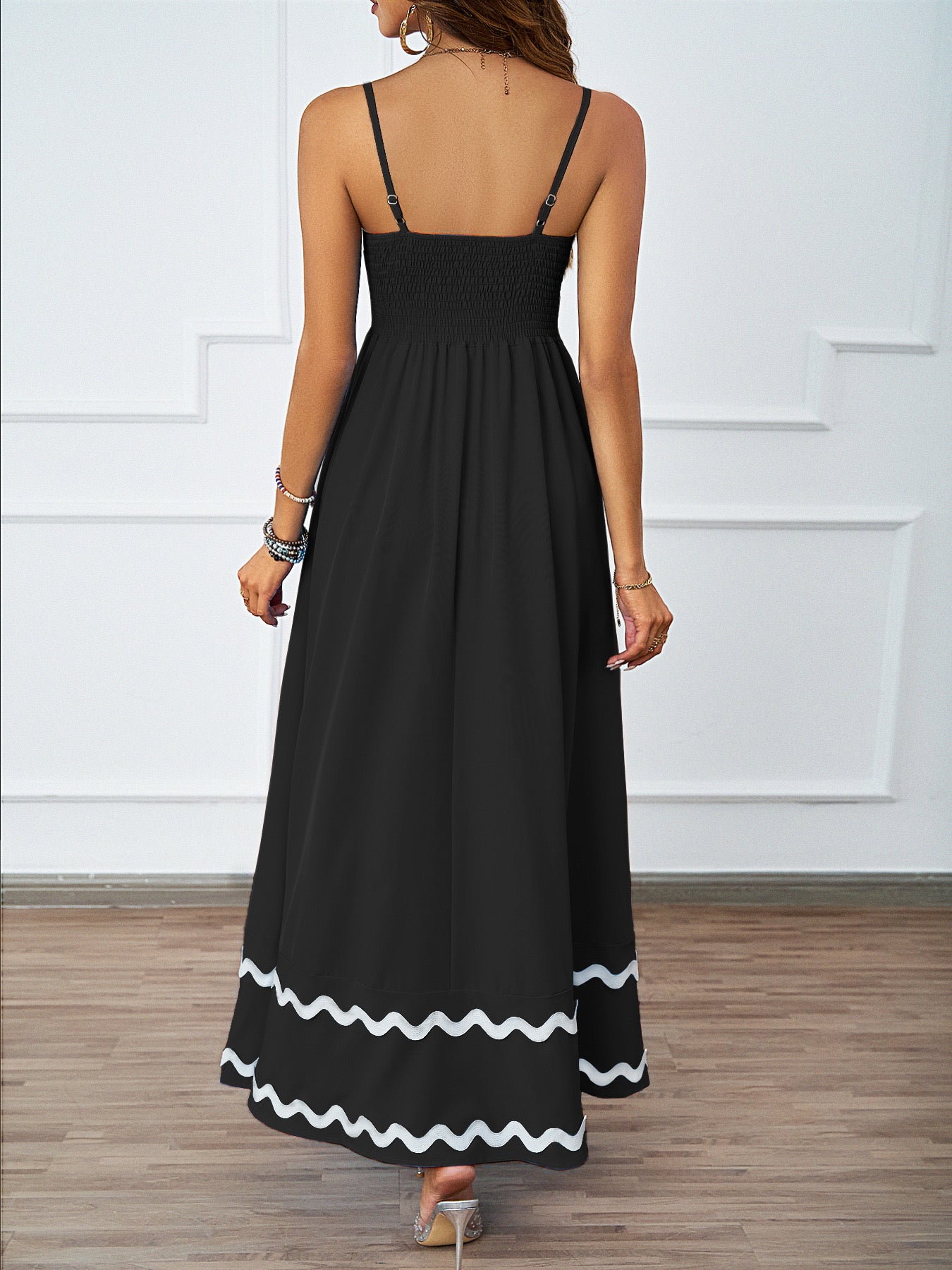 White Wavy Trim Maxi Sundress - Black