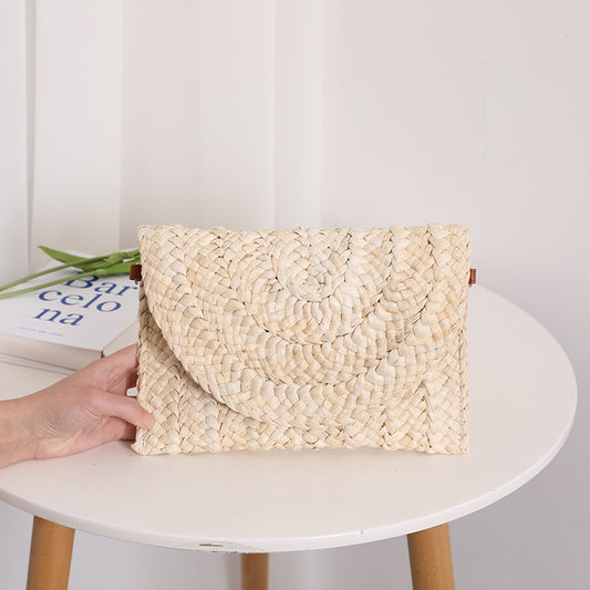 Straw Flap Clutch -Natural