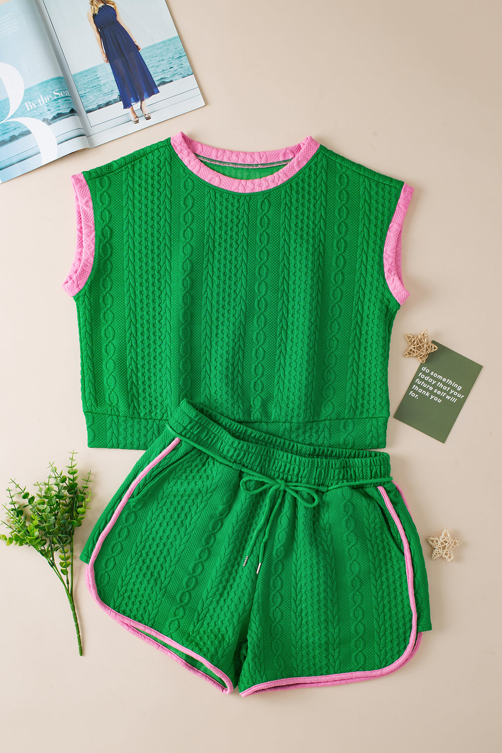 Two-Piece Cable Short Coordinate Set - Green/Pink