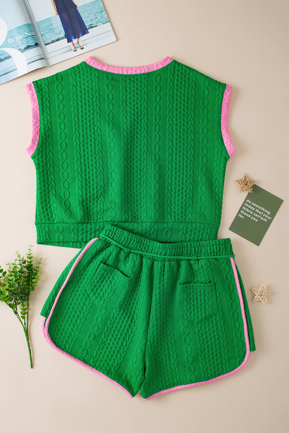 Two-Piece Cable Short Coordinate Set - Green/Pink